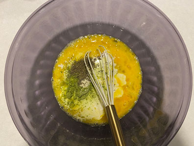 Sausauge-Egg-Bake-with-Microgreen-Powder-Step3